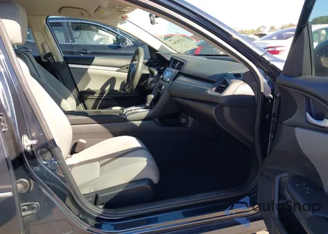 2016 Honda Civic Lx z USA, uszkodzony, nr VIN 19XFC2F56GE096072